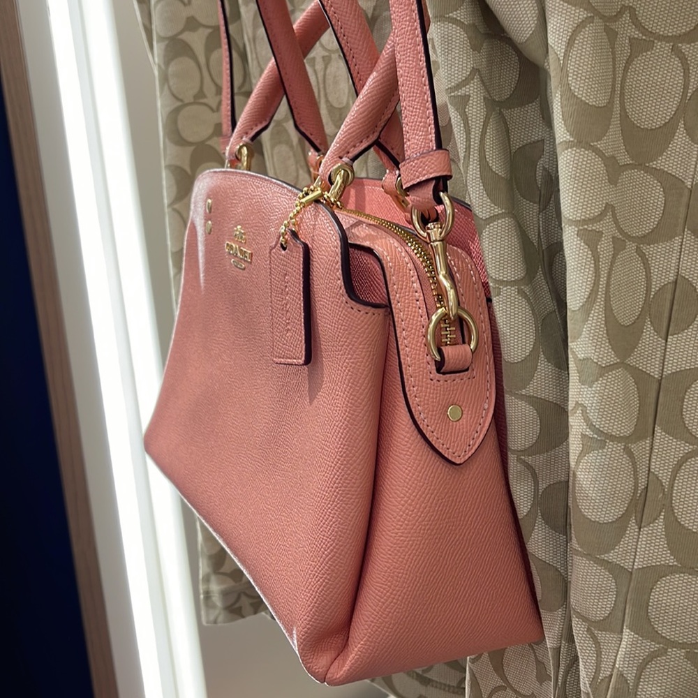 Coach Mini Lillie Carryall
Gold/Candy Pink - Picture 7 of 16
